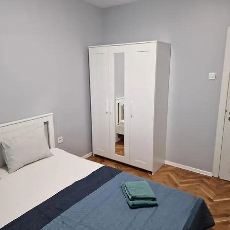 Апартамент Варна Център Пирин 50 Appartement